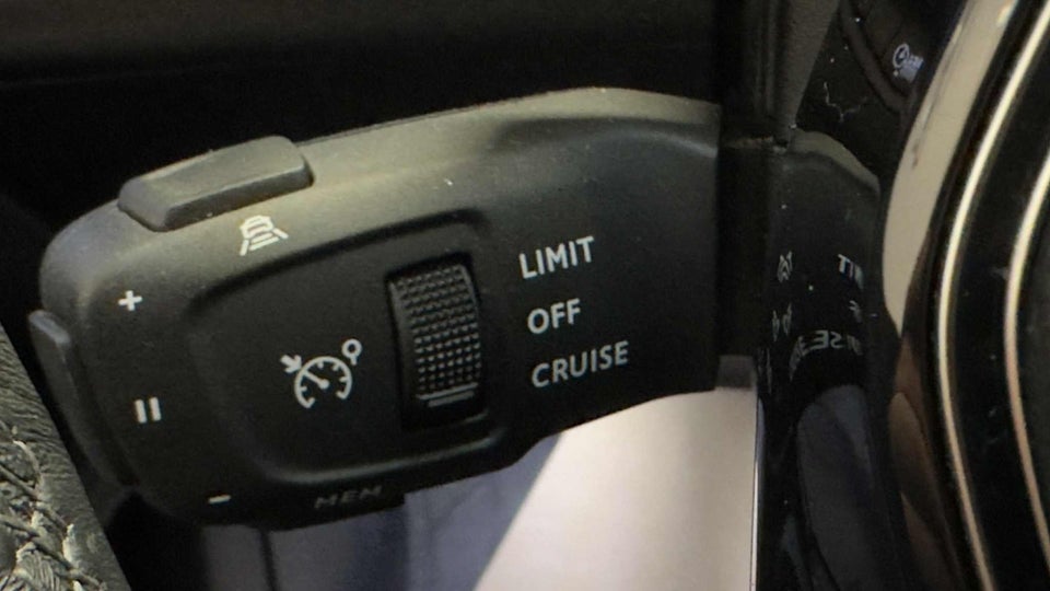 Peugeot 3008 1,6 Hybrid Allure Pack EAT8 5d