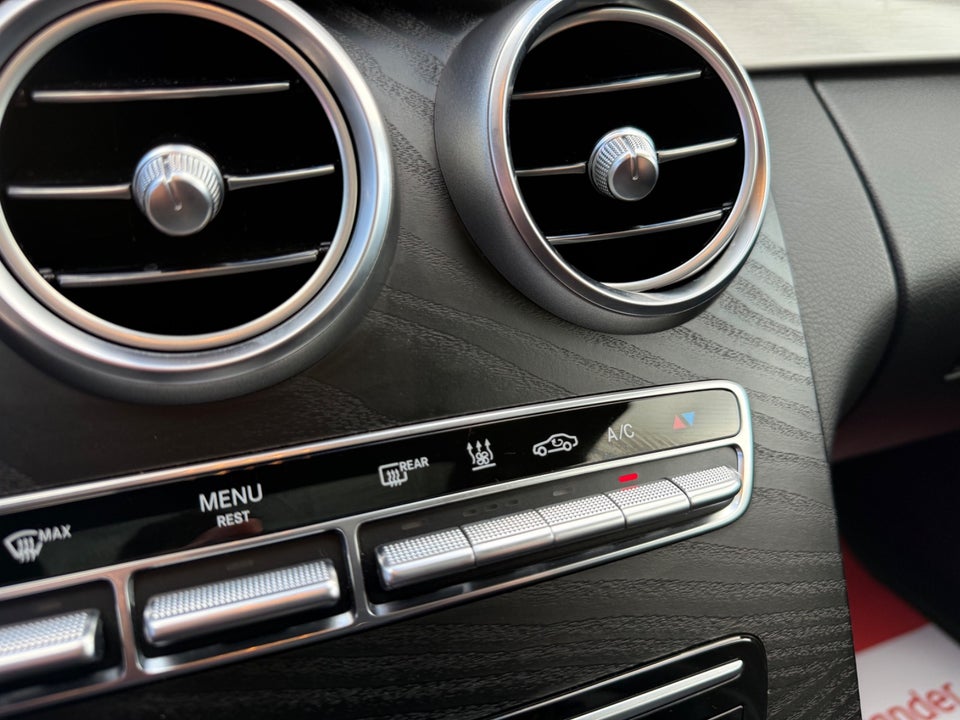 Mercedes C300 de 2,0 AMG Night Edition aut. 4d