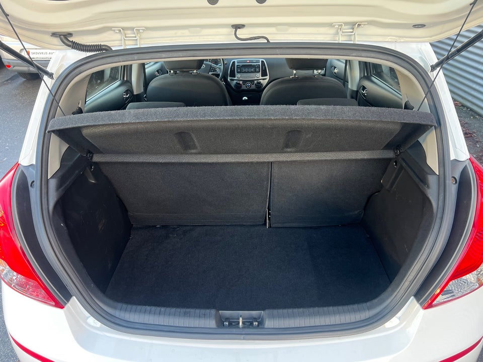 Hyundai i20 1,25 Classic 5d