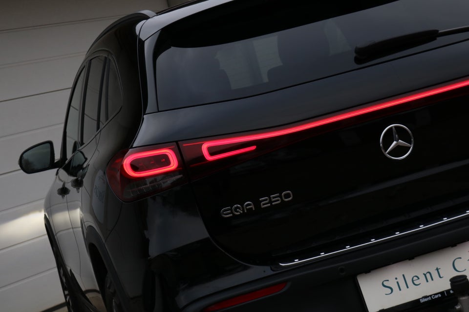 Mercedes EQA250 AMG Line 5d
