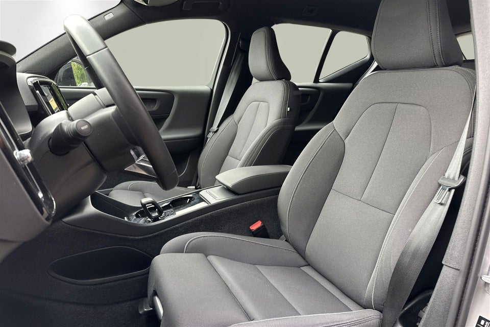 Volvo XC40 ReCharge Extended Range Plus 5d