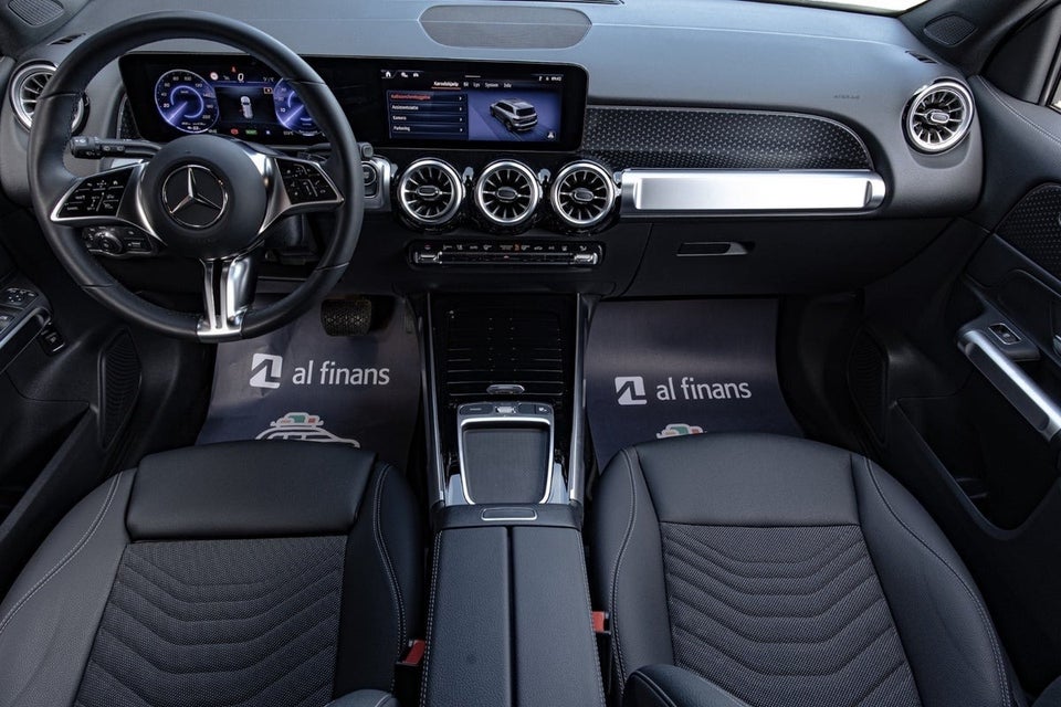 Mercedes EQB300 Progressive 4Matic 5d