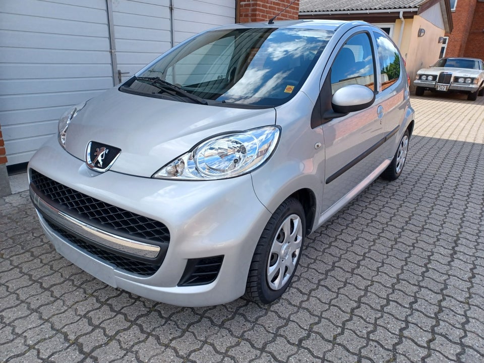 Peugeot 107 1,0 Comfort+ aut. 5d