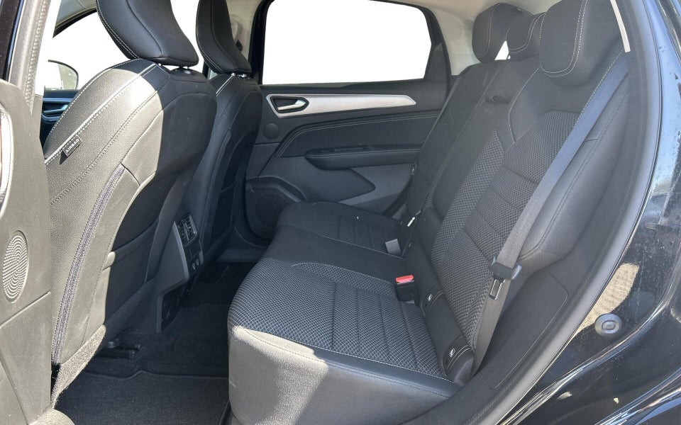 Renault Arkana 1,6 E-Tech Intens 5d