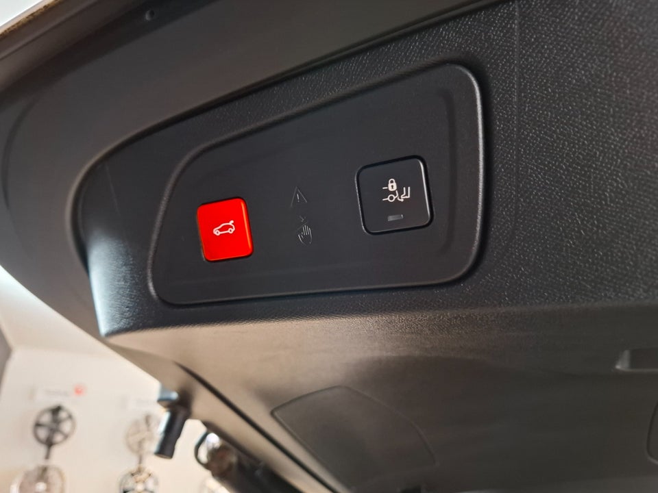 Citroën C5 Aircross 1,6 Hybrid Shine Sport EAT8 5d