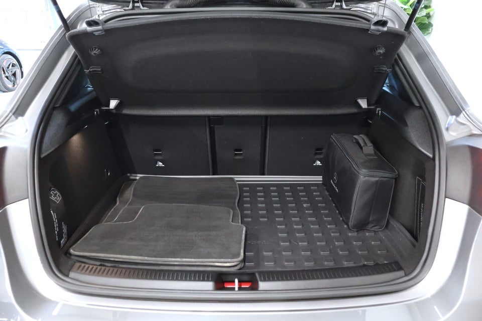 Mercedes A250 e 1,3 AMG Line aut. 5d