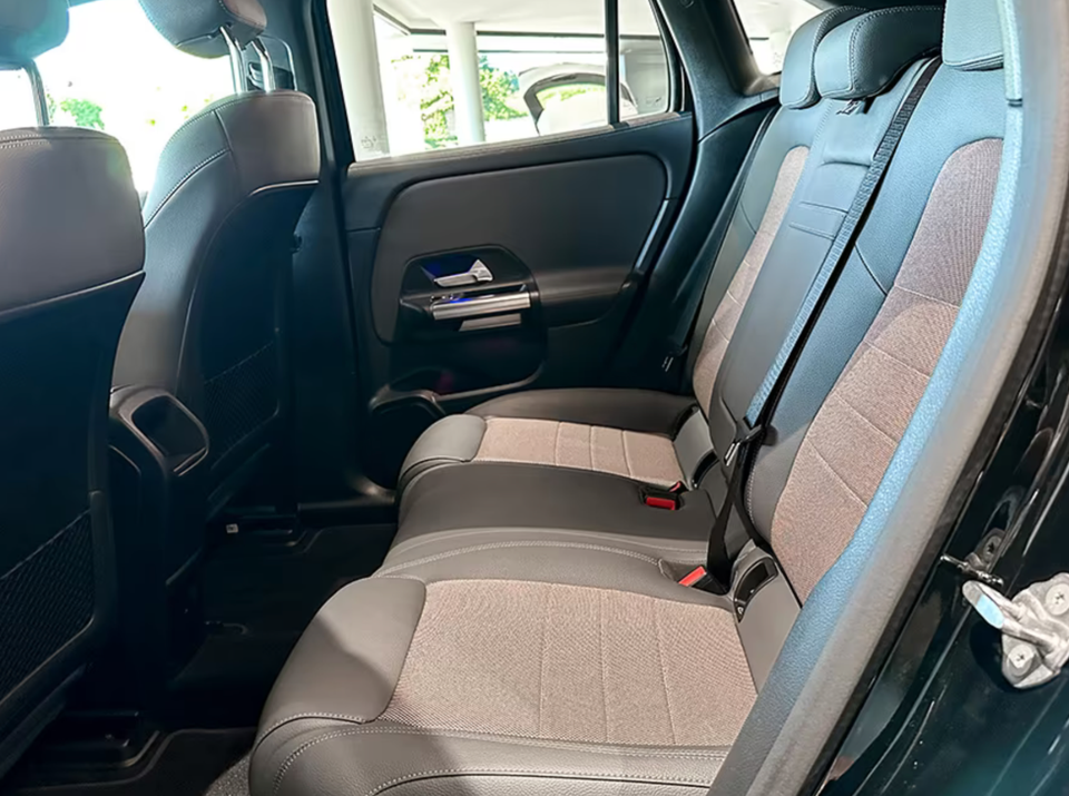 Mercedes EQA250+ Electric Art 5d