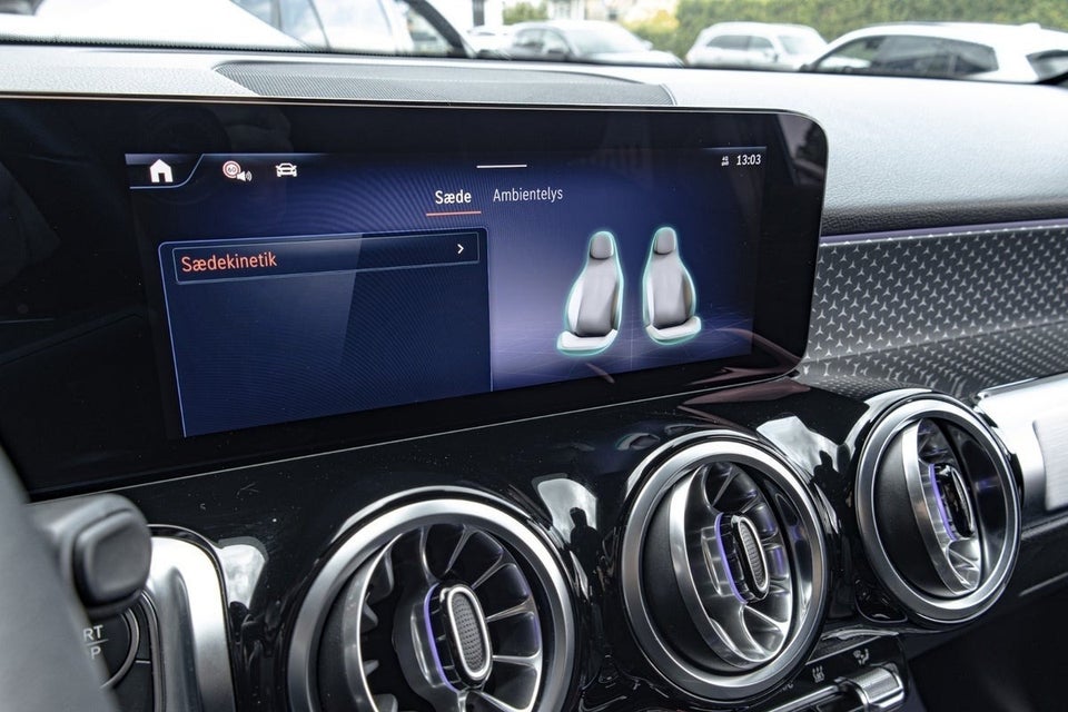 Mercedes EQB300 Progressive 4Matic 7prs 5d