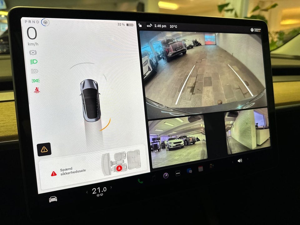 Tesla Model 3 Long Range AWD 4d