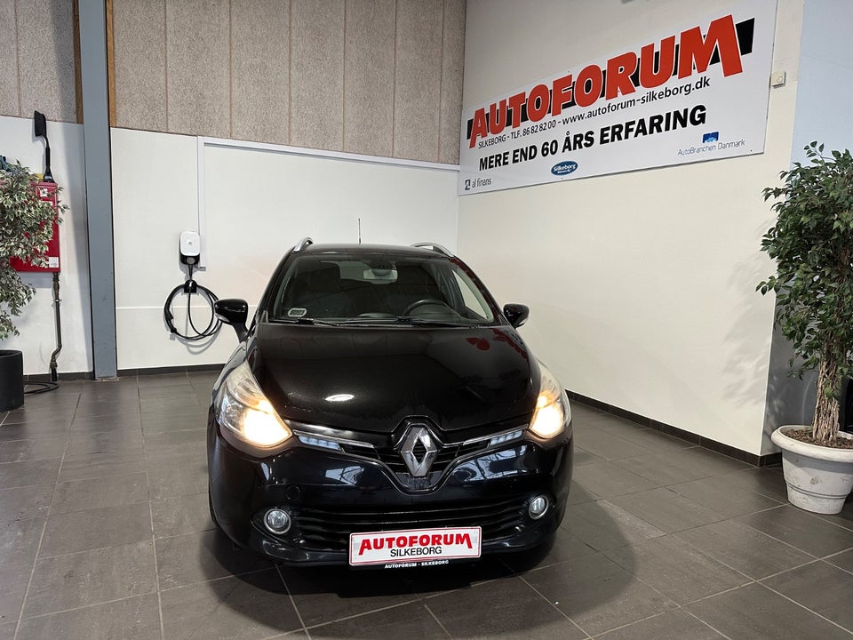 Renault Clio IV 0,9 TCe 90 Expression Sport Tourer 5d