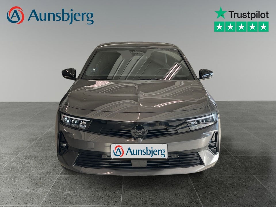 Opel Astra-e 54 GS Sports Tourer 5d