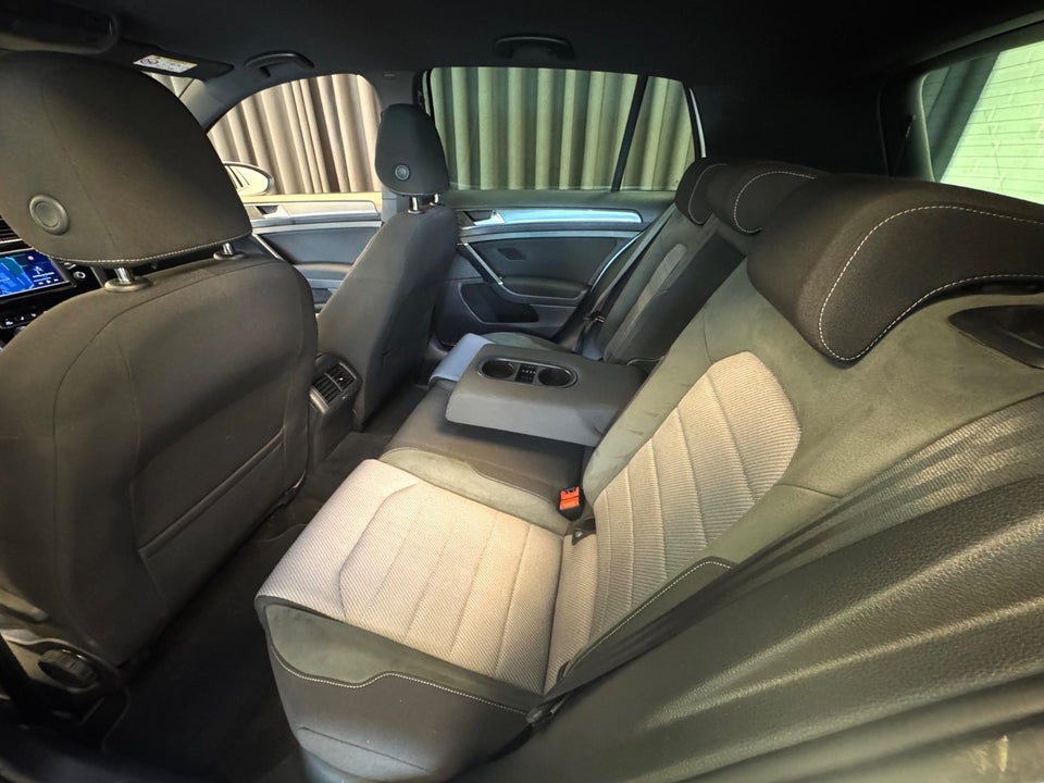 VW Golf VII 1,4 TSi 150 R-line DSG BMT 5d