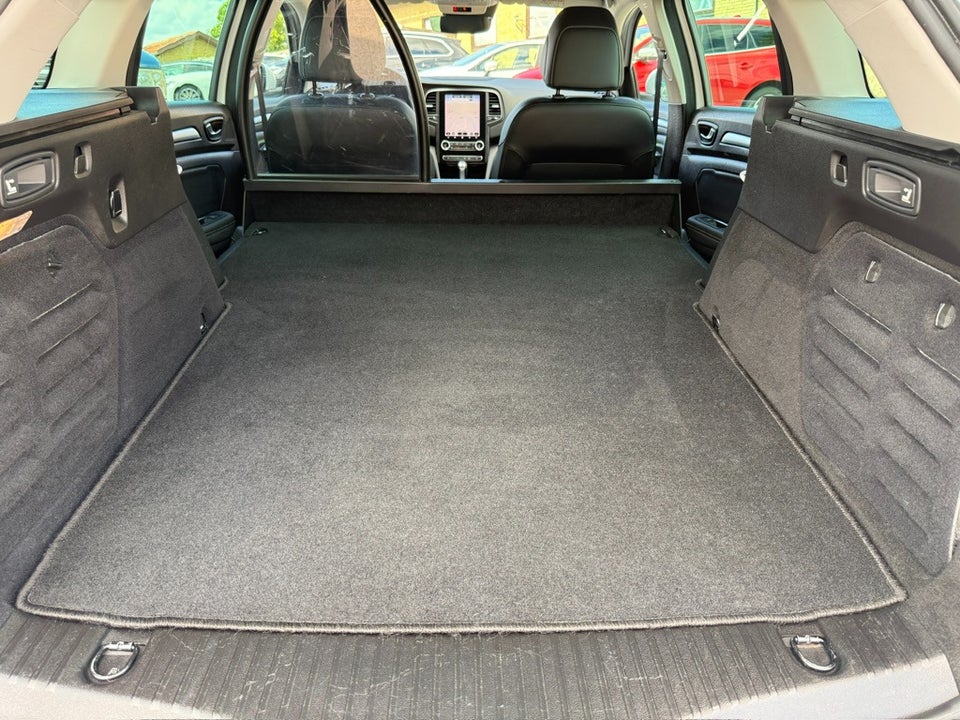 Renault Megane IV 1,6 E-Tech Intens Sport Tourer Van 5d
