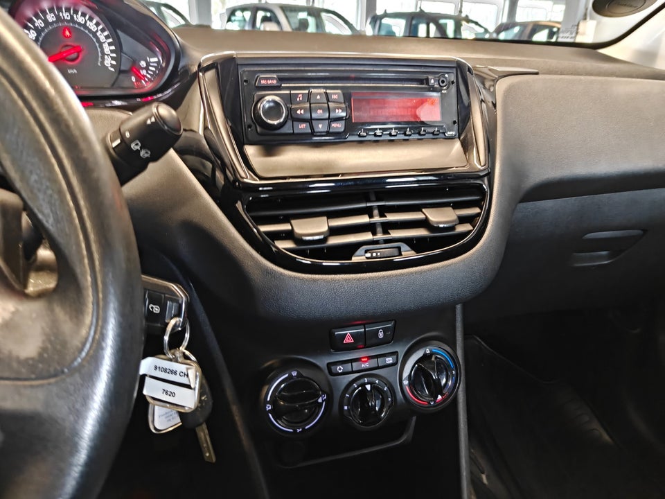 Peugeot 208 1,0 VTi Access 5d