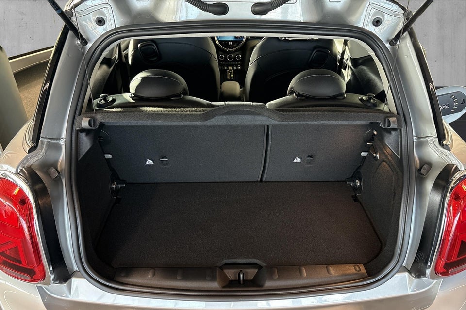 MINI Cooper SE Classic Trim 3d