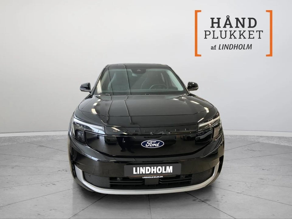 Ford Explorer 77 Premium Extended Range 5d