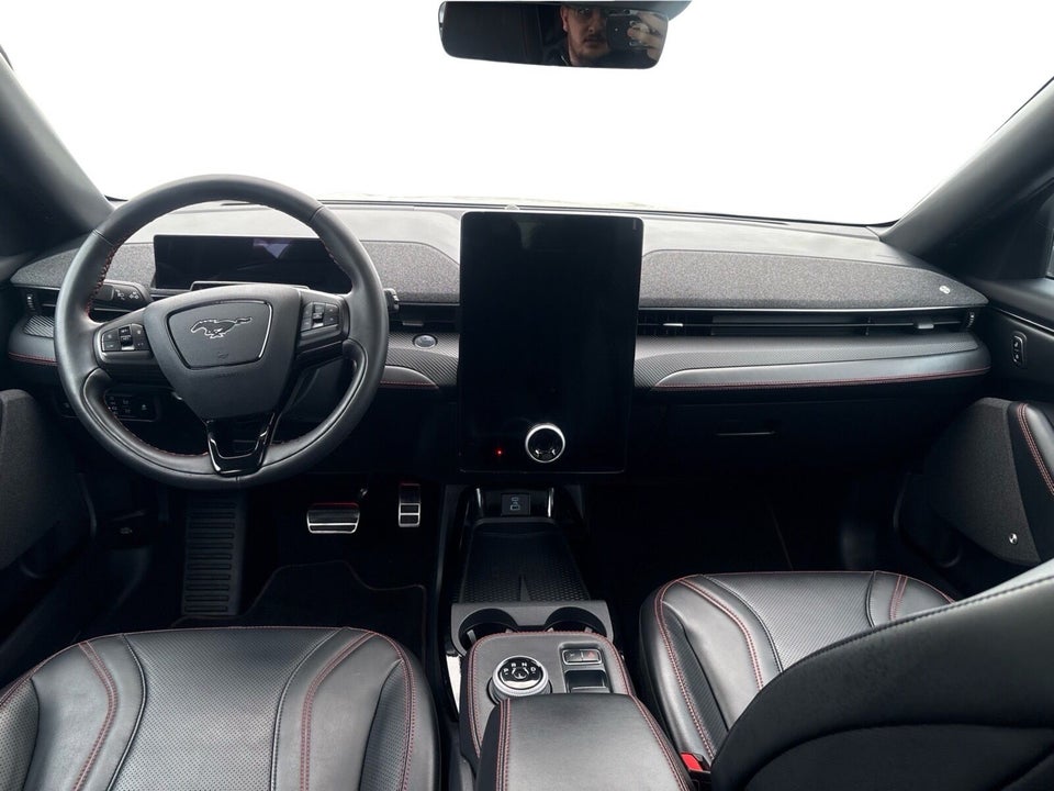 Ford Mustang Mach-E 91 Premium Extended Range AWD 5d