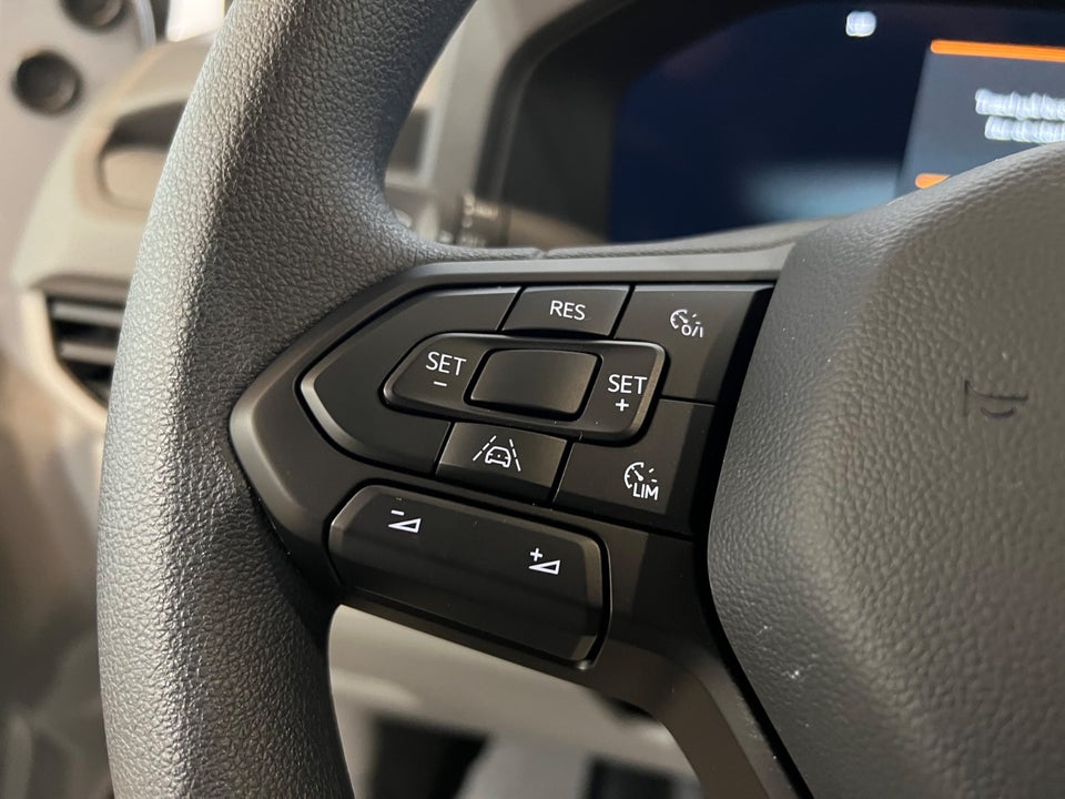 VW e-Transporter Comfort Kassevogn SWB