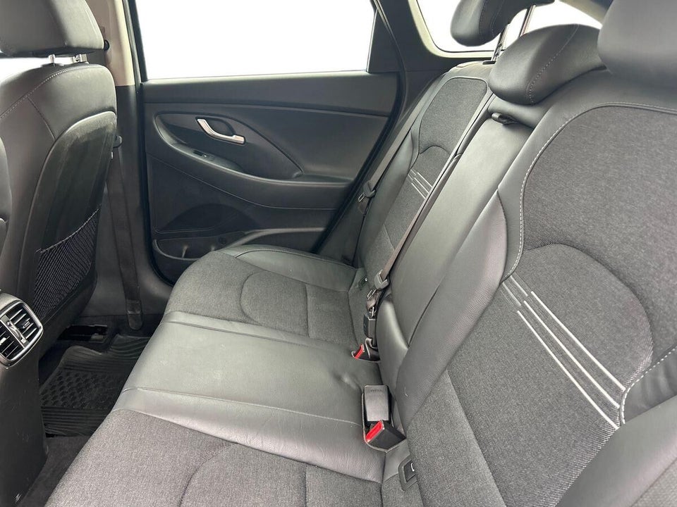 Hyundai i30 1,0 T-GDi Advanced stc. 5d