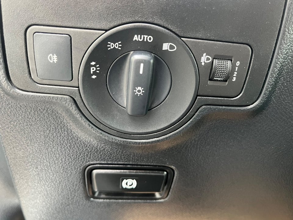 Mercedes Vito 114 2,0 CDi Kassevogn aut. L RWD