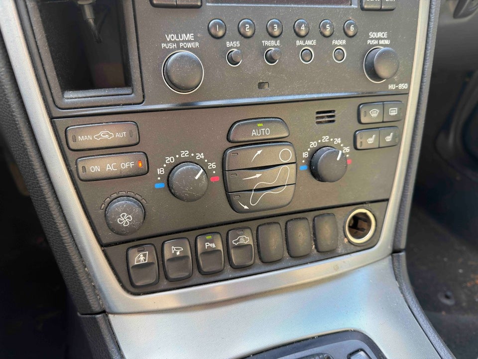 Volvo V70 2,4 140 aut. 5d