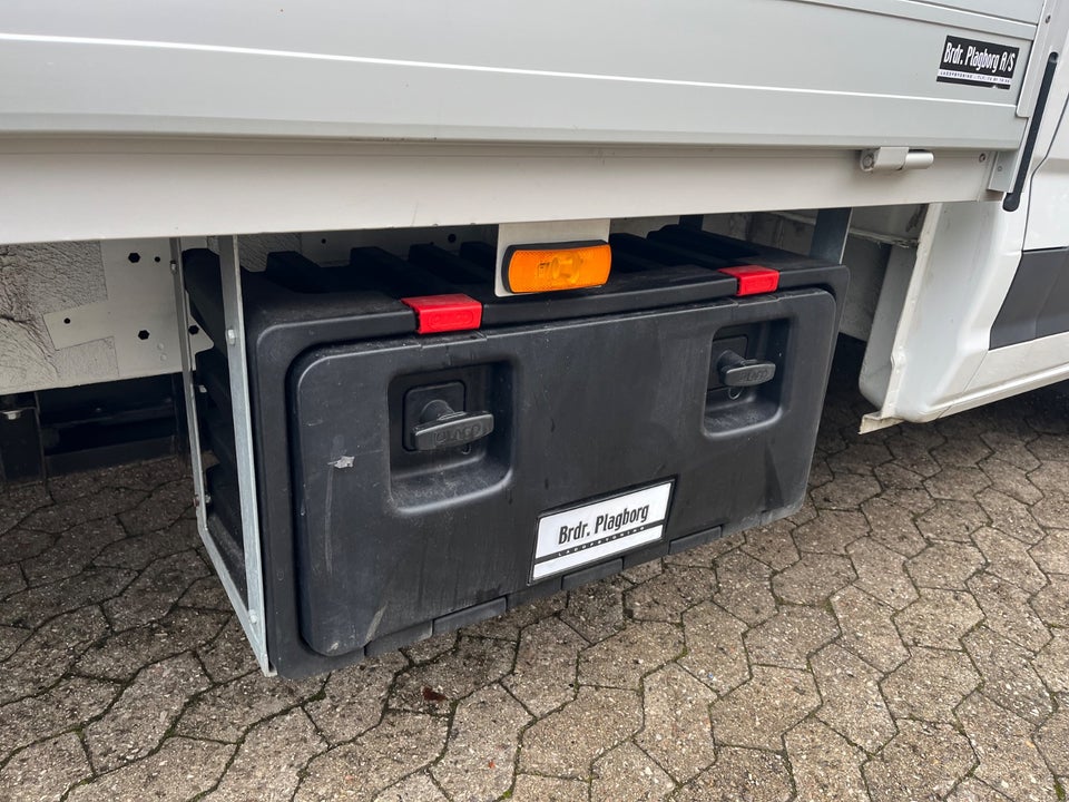 Maxus e-Deliver 9 65 L4 Chassis 2d