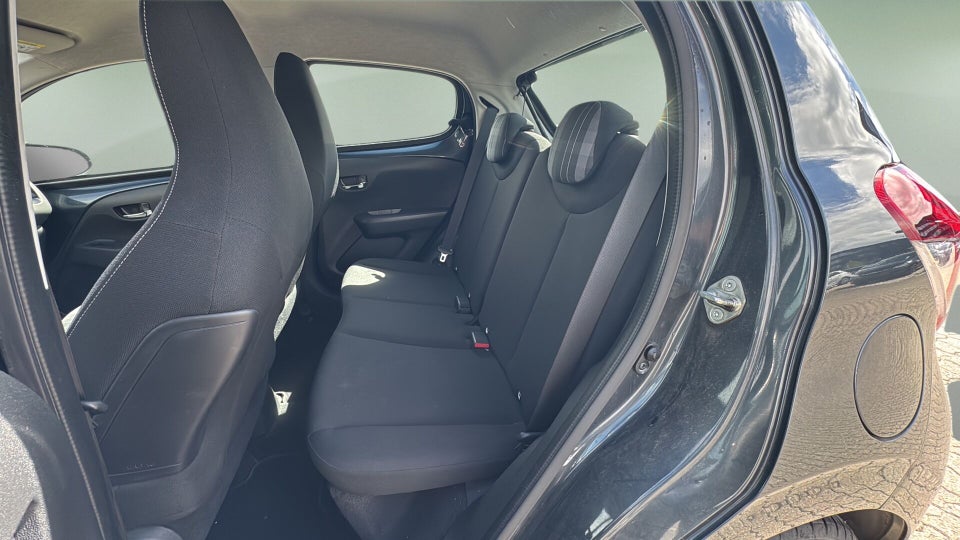 Peugeot 108 1,0 e-VTi 72 Allure+ 5d