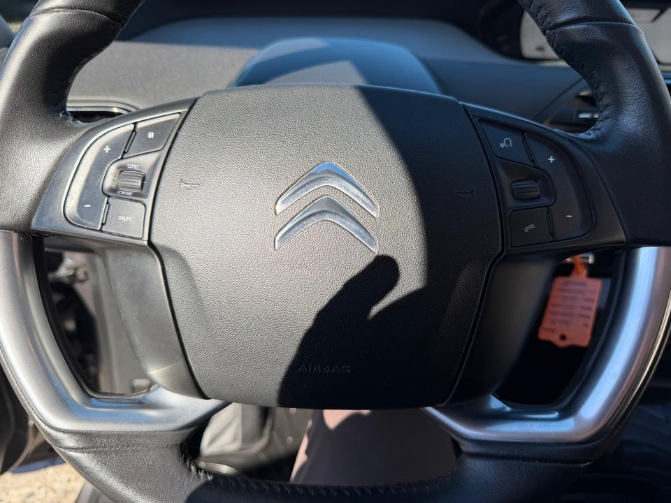 Citroën Grand C4 Picasso 1,2 PureTech 130 Iconic 7prs 5d