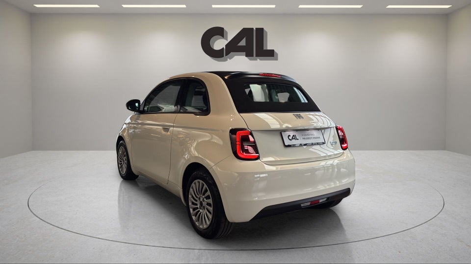 Fiat 500e 42 Icon Cabrio 2d