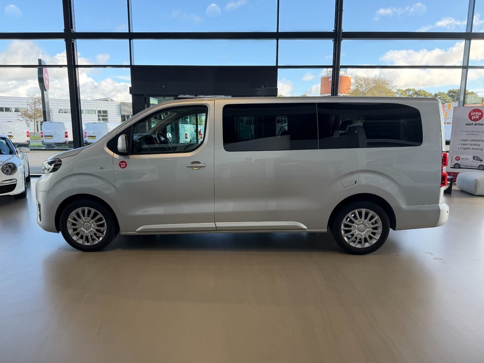 Toyota ProAce Verso 2,0 D 150 Long Family 4d