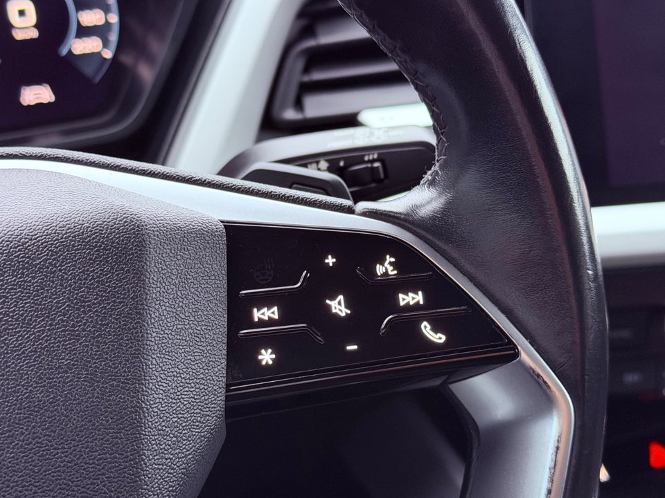 Audi Q4 e-tron 40 Advanced 5d