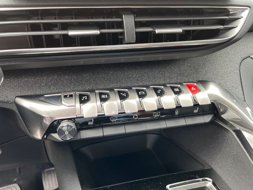 Peugeot 3008 1,6 Hybrid Allure EAT8 5d