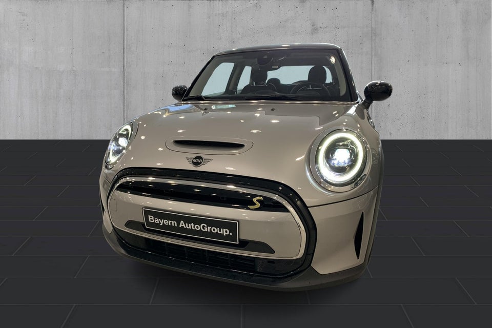 MINI Cooper SE Classic 3d