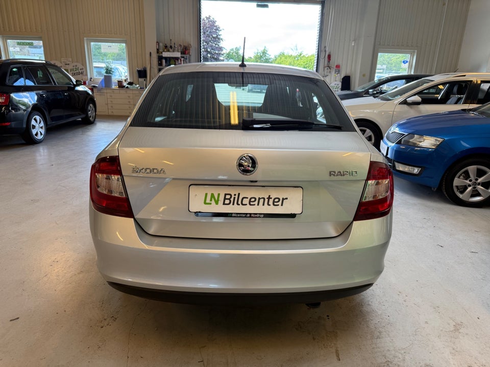 Skoda Rapid 1,0 TSi 110 ICE 5d