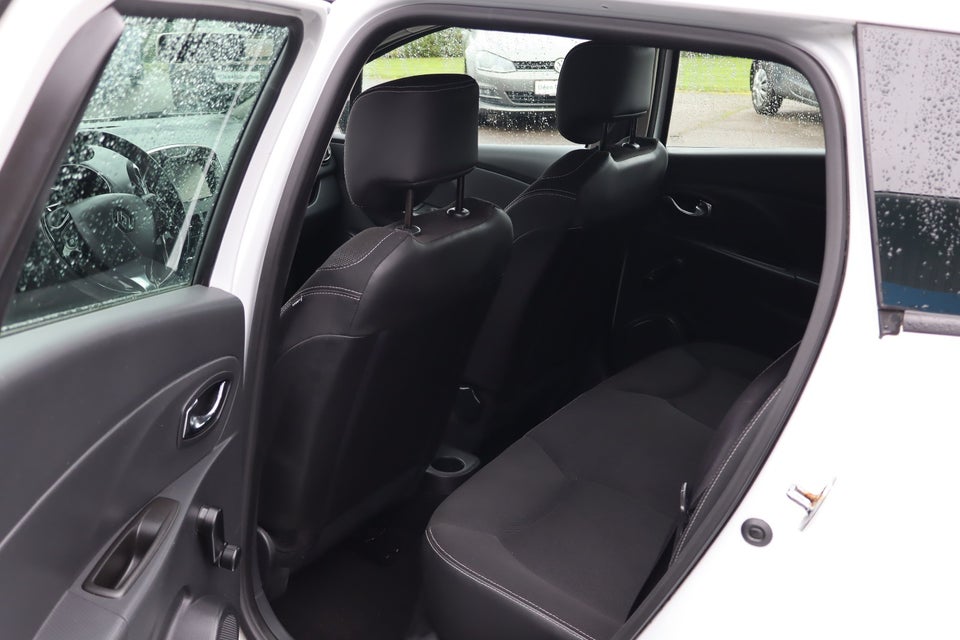 Renault Clio IV 0,9 TCe 90 Expression Sport Tourer 5d