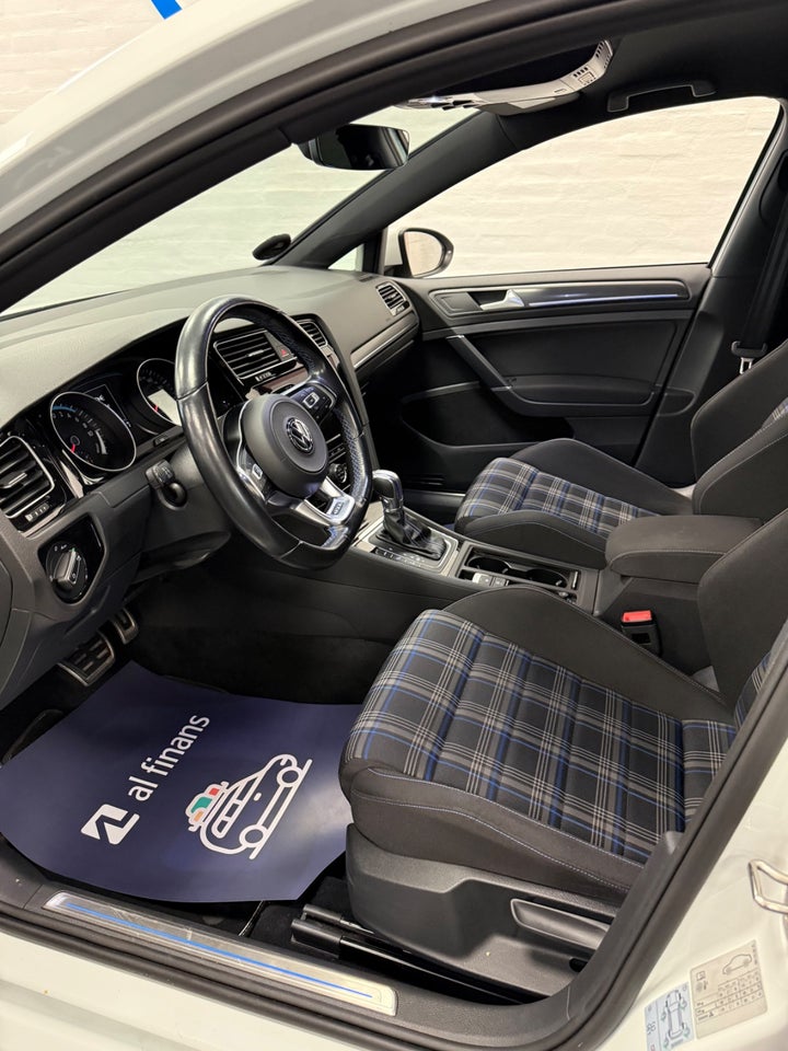 VW Golf VII 1,4 GTE DSG 5d