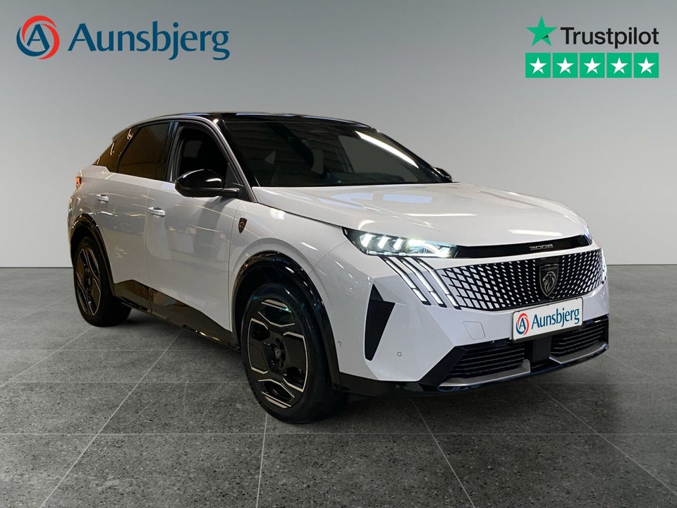 Peugeot e-3008 77 GT Pack 5d