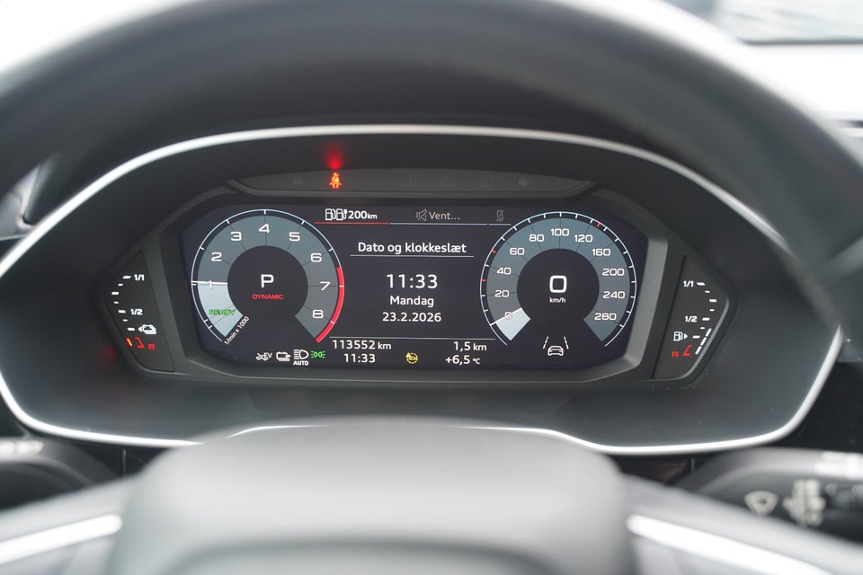 Audi Q3 45 TFSi e Attitude plus S-tr. 5d