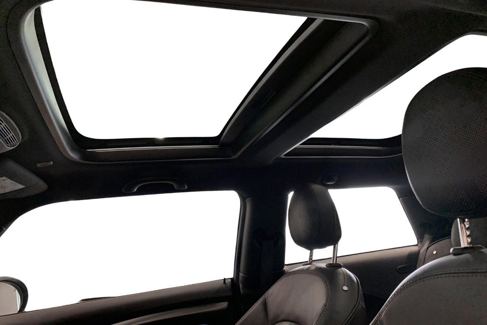 MINI Cooper SE Maximise 3d