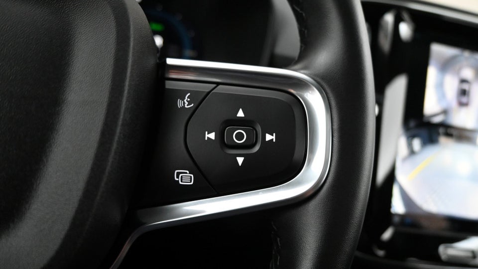 Volvo EX40 Twin Black Edition 5d