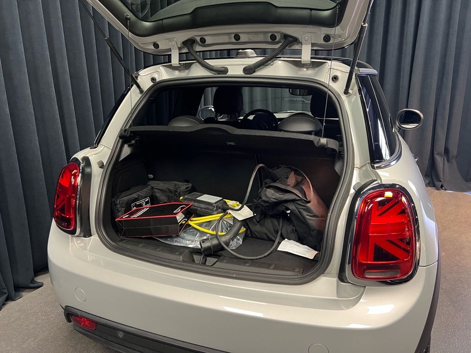 MINI Cooper SE Edition Premium Plus 3d