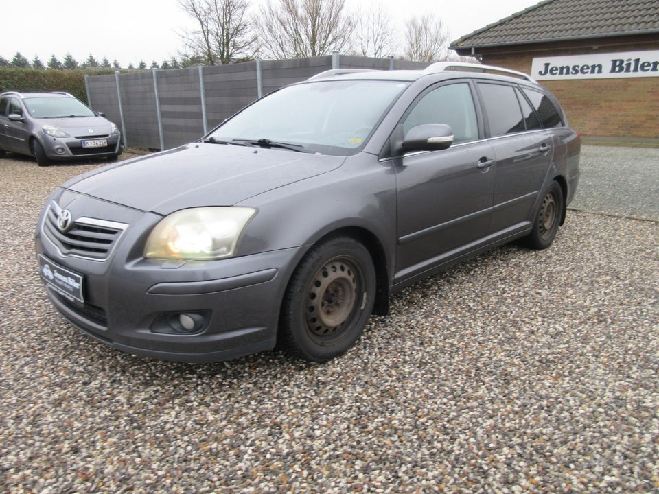 Toyota Avensis 2,2 D-4D 150 Sol stc. 5d