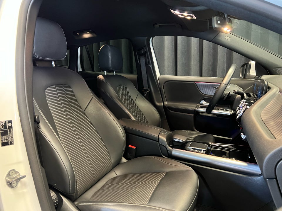 Mercedes EQA250 Progressive 5d