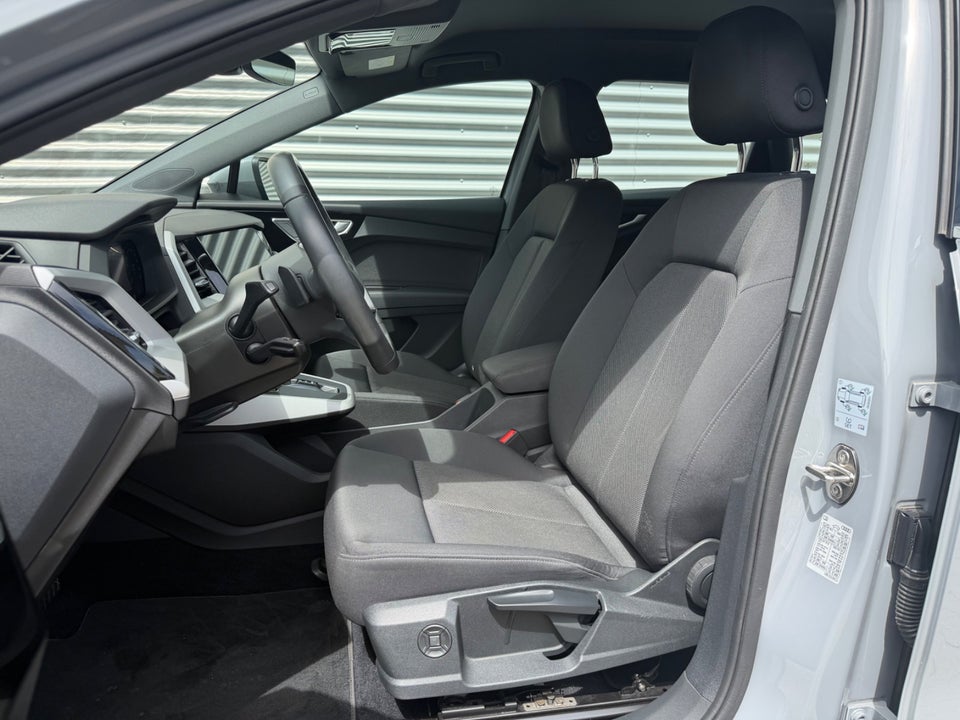 Audi Q4 e-tron 40  5d
