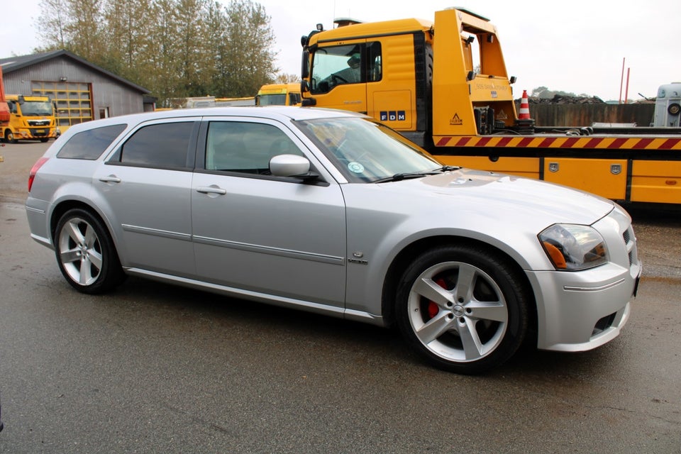 Dodge Magnum 6,1 SRT-8 aut. 5d