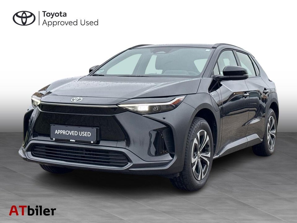 Toyota bZ4X Essential 5d