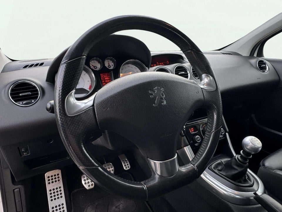 Peugeot 308 1,6 THP 200 GTi 5d