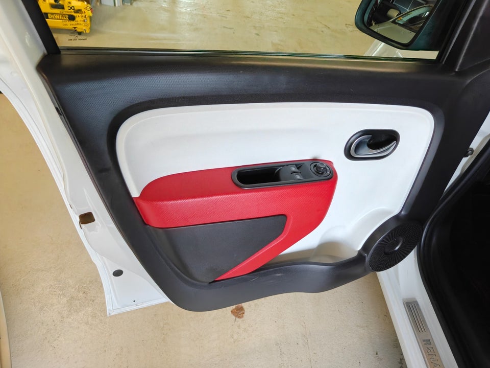 Renault Twingo 1,0 SCe 70 Expression 5d