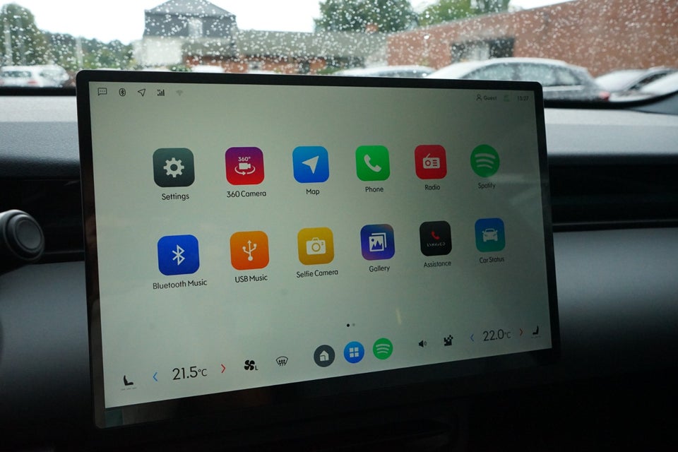 Lynk & Co 02 More 5d