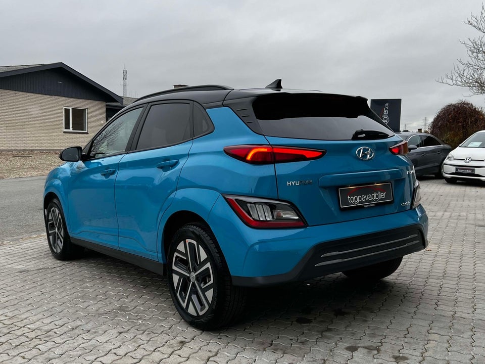 Hyundai Kona 64 EV Pure 5d